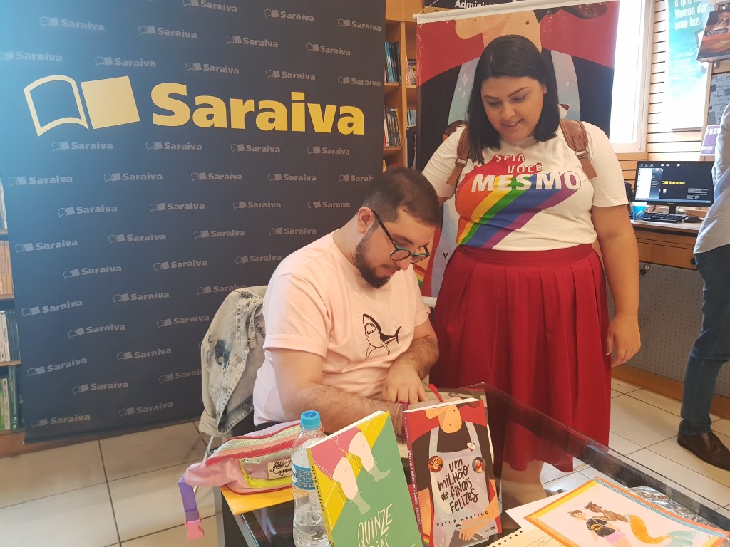 Lançamentos e tardes de autógrafos marcam fim de&nbsp;semana