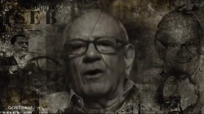 foto-tudo-e-irrelevante-helio-jaguaribe