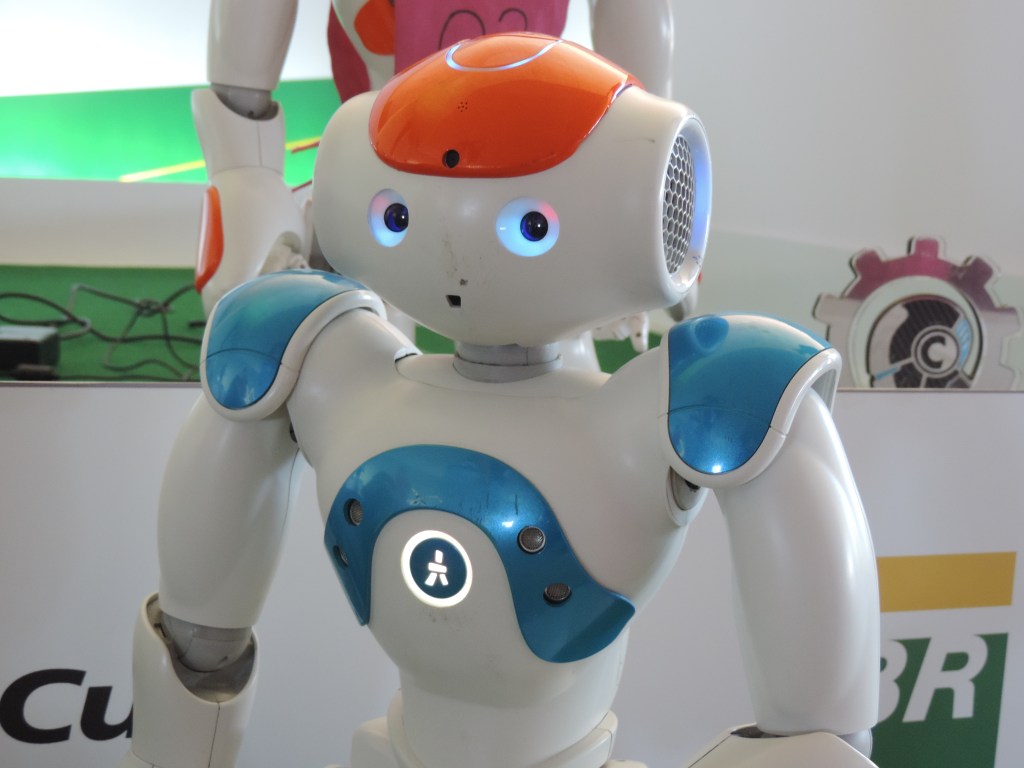 Robôs programados por alunos brasileiros ganham espaço no&nbsp;Rio2C