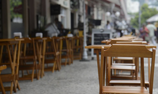 Restaurantes precisam investir na entrega em tempos de pandemia