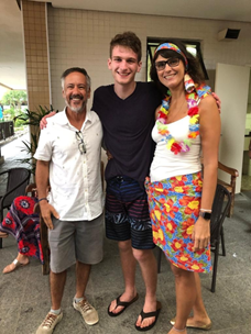 Jovens estrangeiros em terras brasileiras