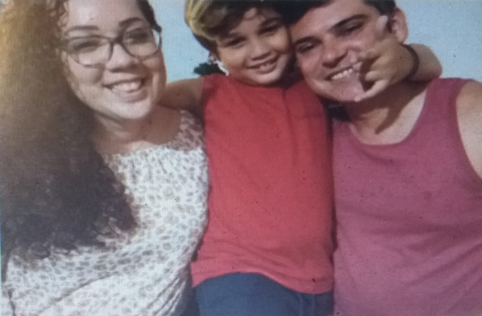 Professores que estão dando aulas online contam com ajuda dos familiares