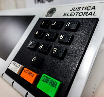 Podcast Rádio UVA Barra: Mitos e verdades sobre os votos nulos, brancos e&nbsp;abstenções