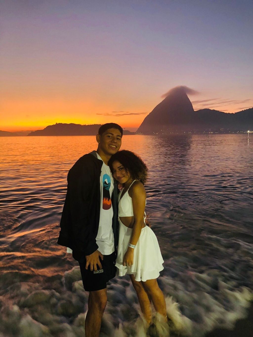 O amor está no ar: os prós e os contras de misturar namoro e&nbsp;estudos