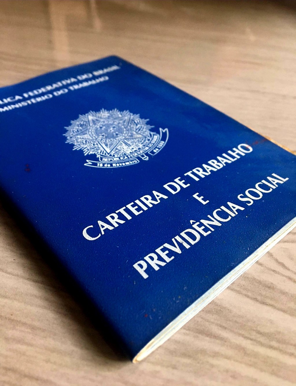 Os desafios dos jovens no mercado de trabalho e seus impactos na saúde&nbsp;mental.
