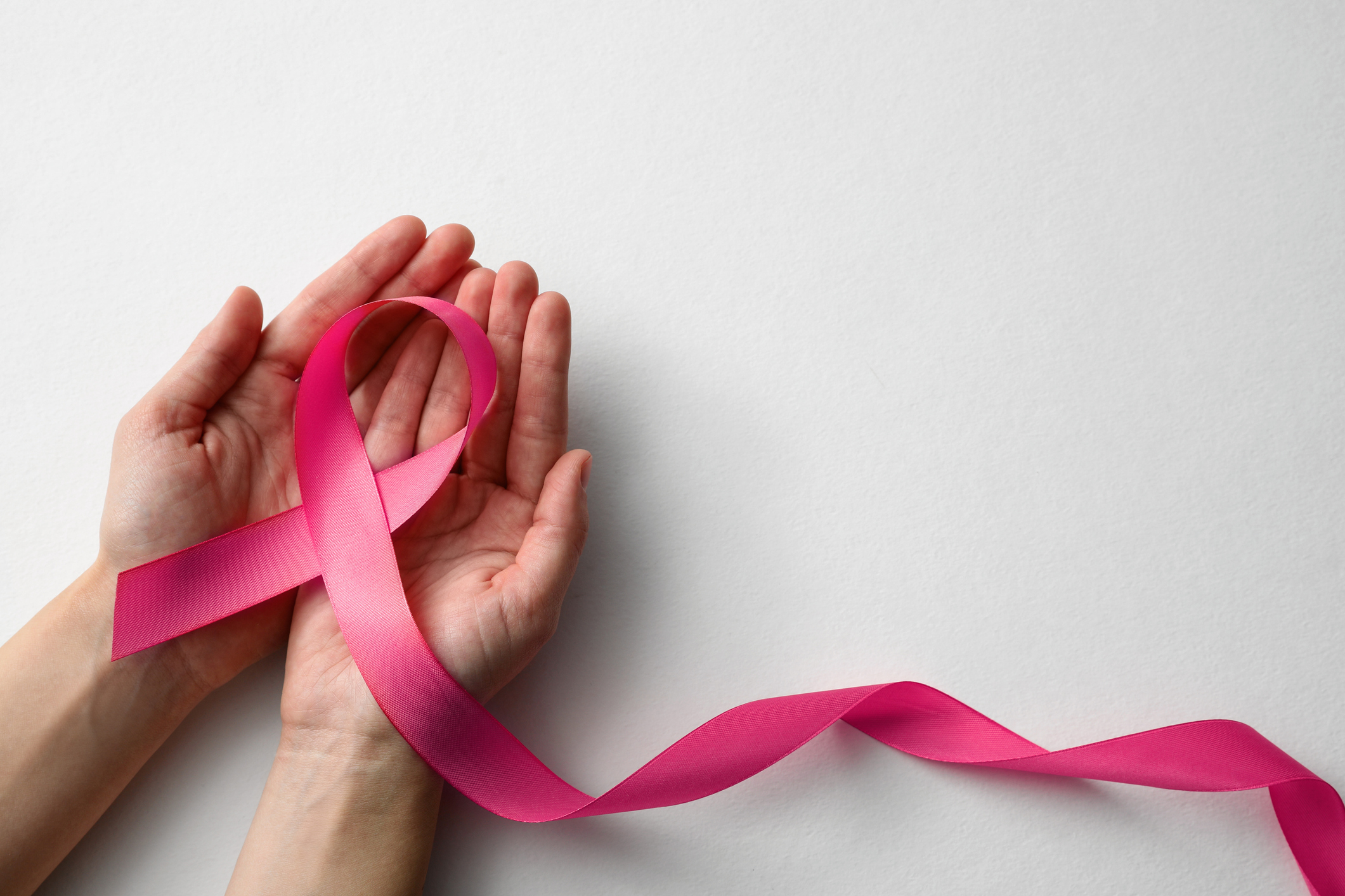 Outubro Rosa: Saúde Feminina, Doação de Sangue e Direitos das Pacientes